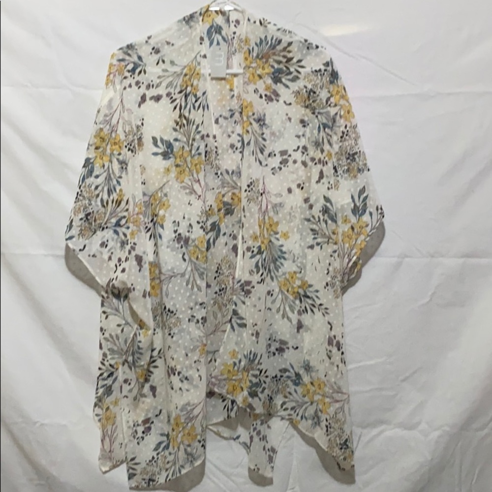 Maurice’s floral print ruana